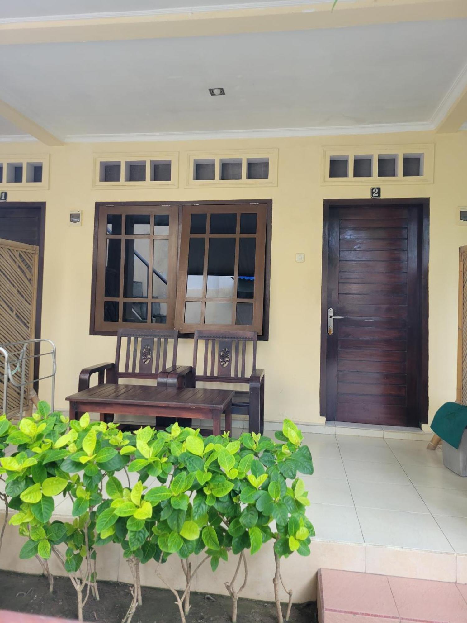 Koi Gili Guest House Gili Trawangan Exterior photo