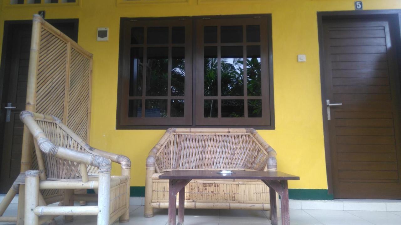 Koi Gili Guest House Gili Trawangan Exterior photo