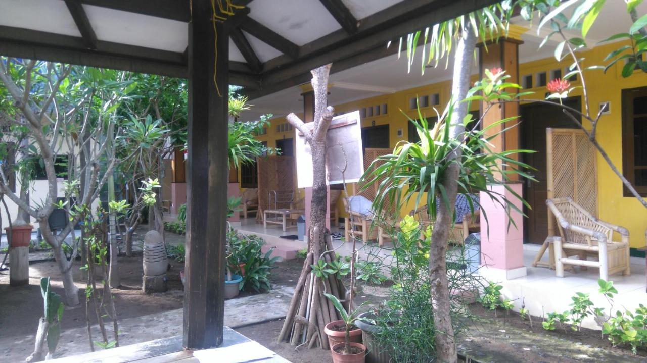 Koi Gili Guest House Gili Trawangan Exterior photo